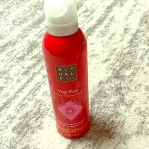 Rituals Yogi Flow Indian Rose & Sweet Almond Oil